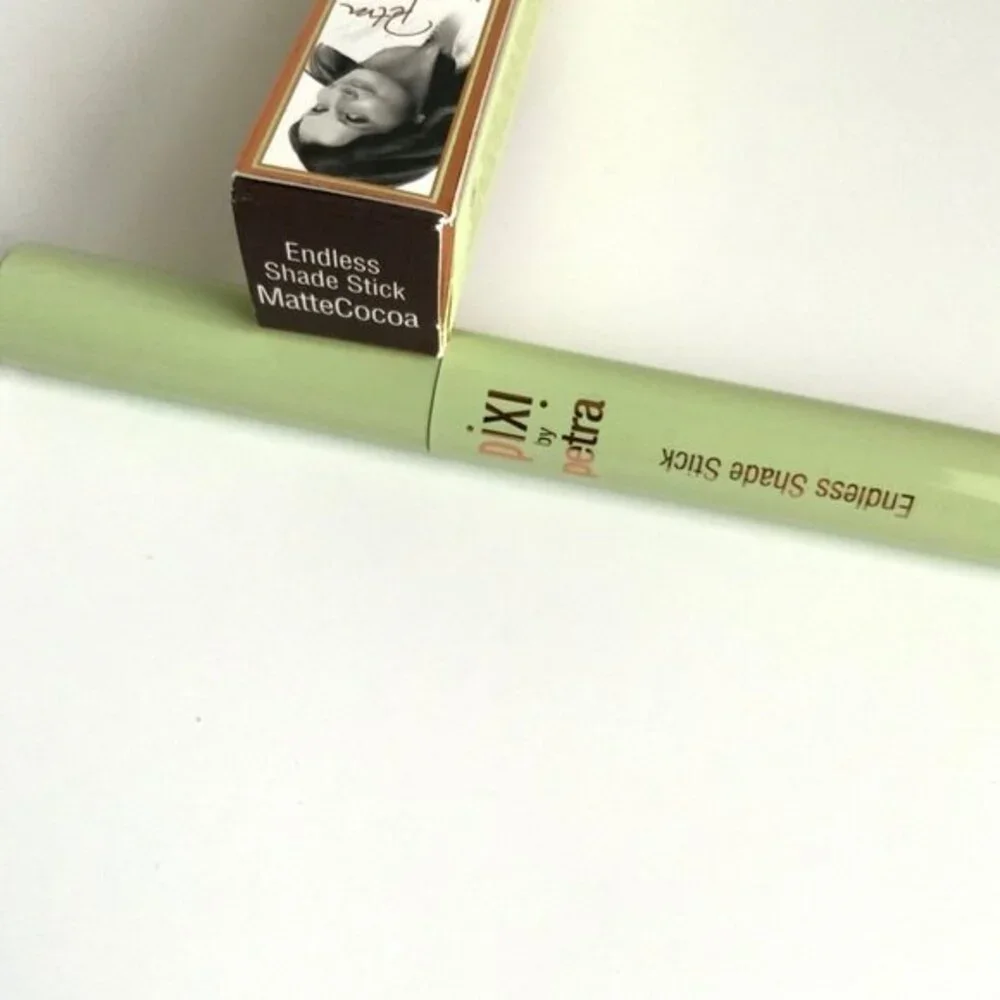 Pixi by Petra Endless Shade MatteCocoa Eyeshadow Stick
